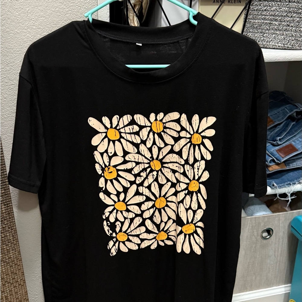 Floral Delight Black Short Sleeve Tee